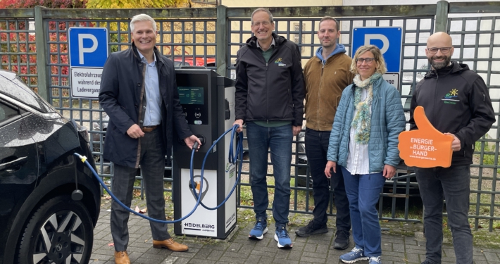 20251021_Einweihung Ladesaeule Schwetzingen_OB Steffan_UlrichScholl_