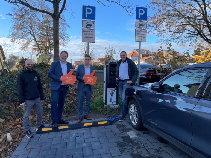 20271127_Ladesäule Nußloch_BM Förster_Florian Oeß_UIrich Scholl_Simon Pfau_c BEG Kraichgau_2